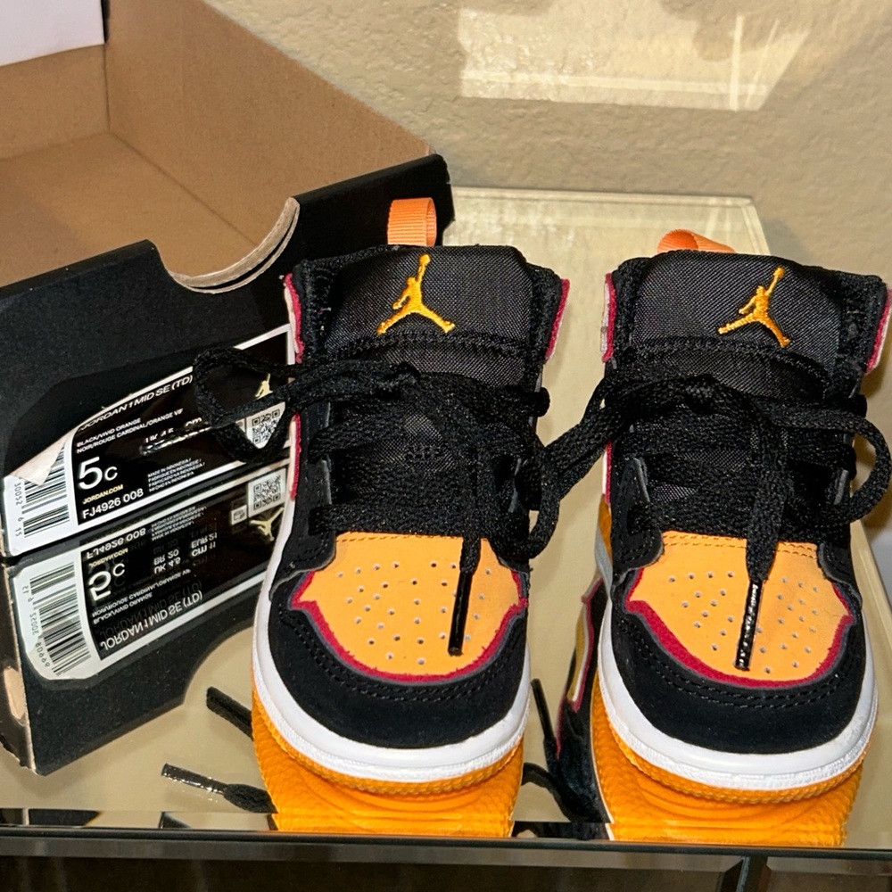 Jordan Mid 1, 5c